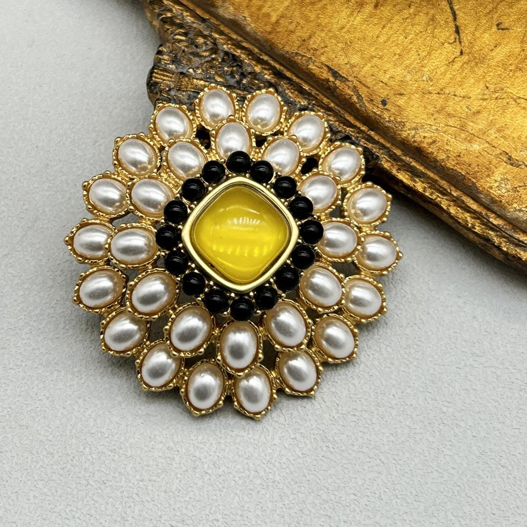 Винтажный Антикварный Сундук для Серёг Аксессуары Нишевый Дизайн Высококлассный Брошь с Темпераментом