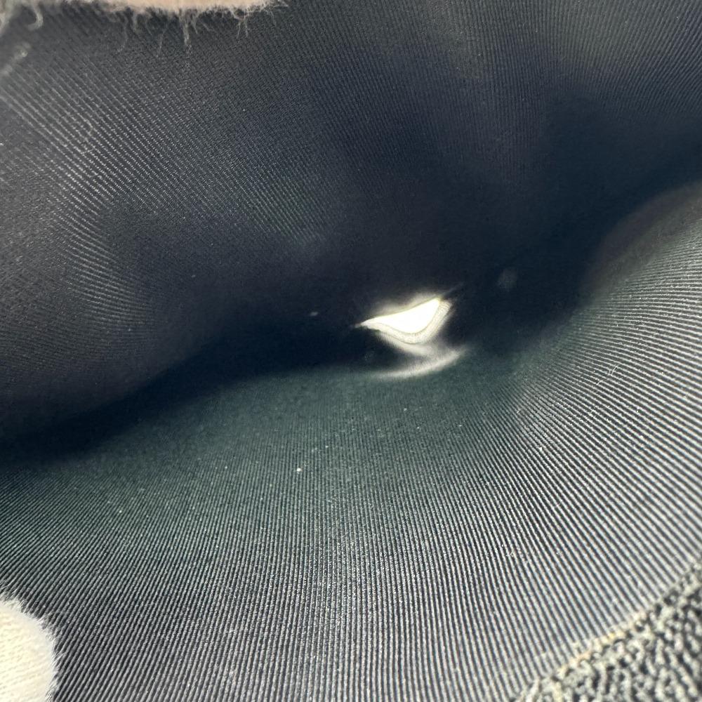 CHANEL quilting Bicolole leather Purse Silver leather Used