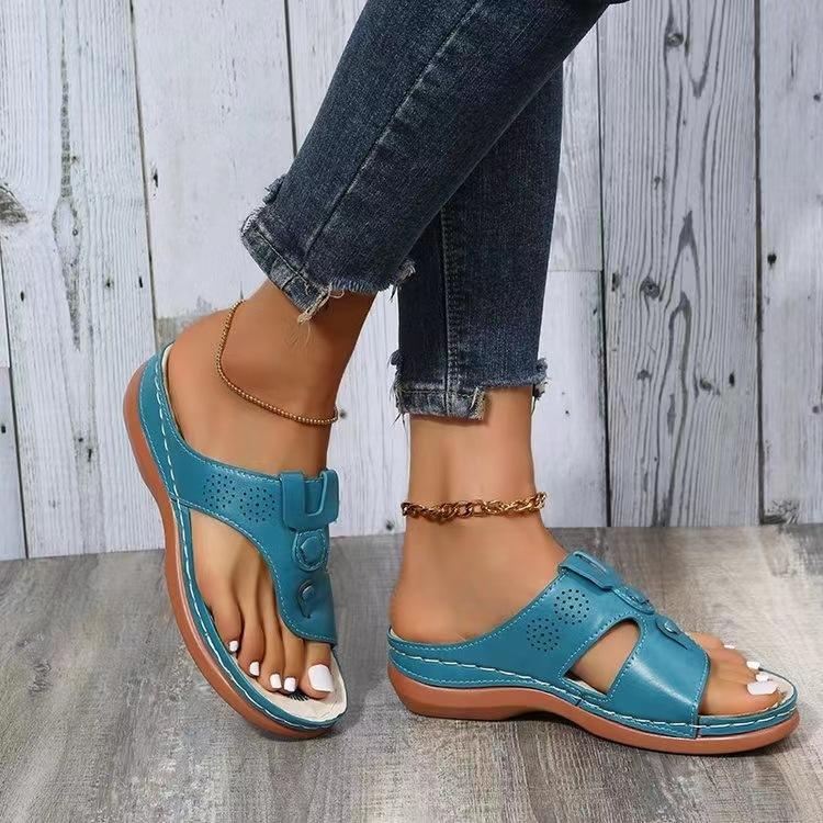 Foreign Trade Plus-size Women's Slippers 2025 Spring and Summer New European and American Fashion Wedge Flip Flops Wear Beach Women's Slippers