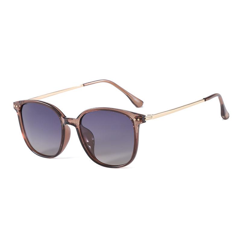 Retro Large Frame Women's Polarized Sunglasses - Tea-Colored, UV & Sun Protection, Perfect for Driving, Slimming Effect