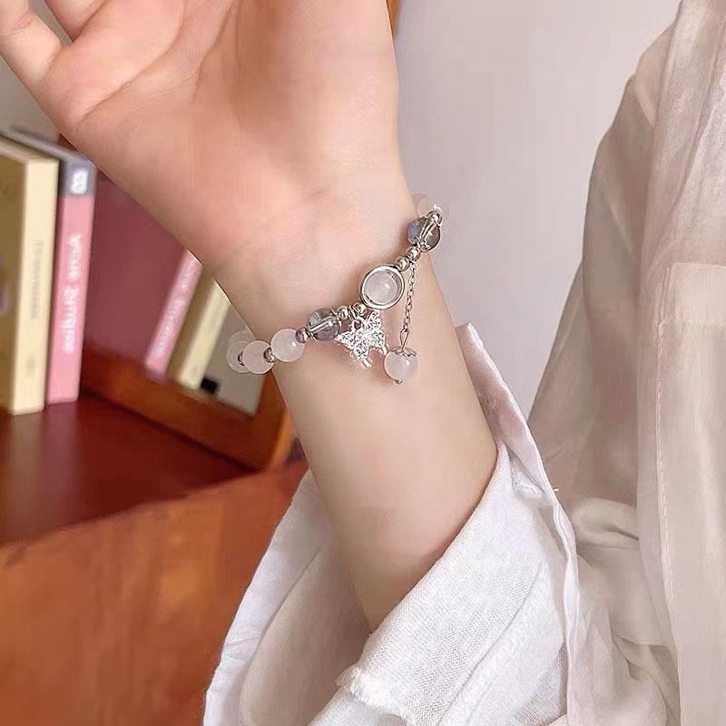 Trendy Butterfly Charm Bracelet Refreshing Moonstone Alloy 2024 Summer Womens Accessory
