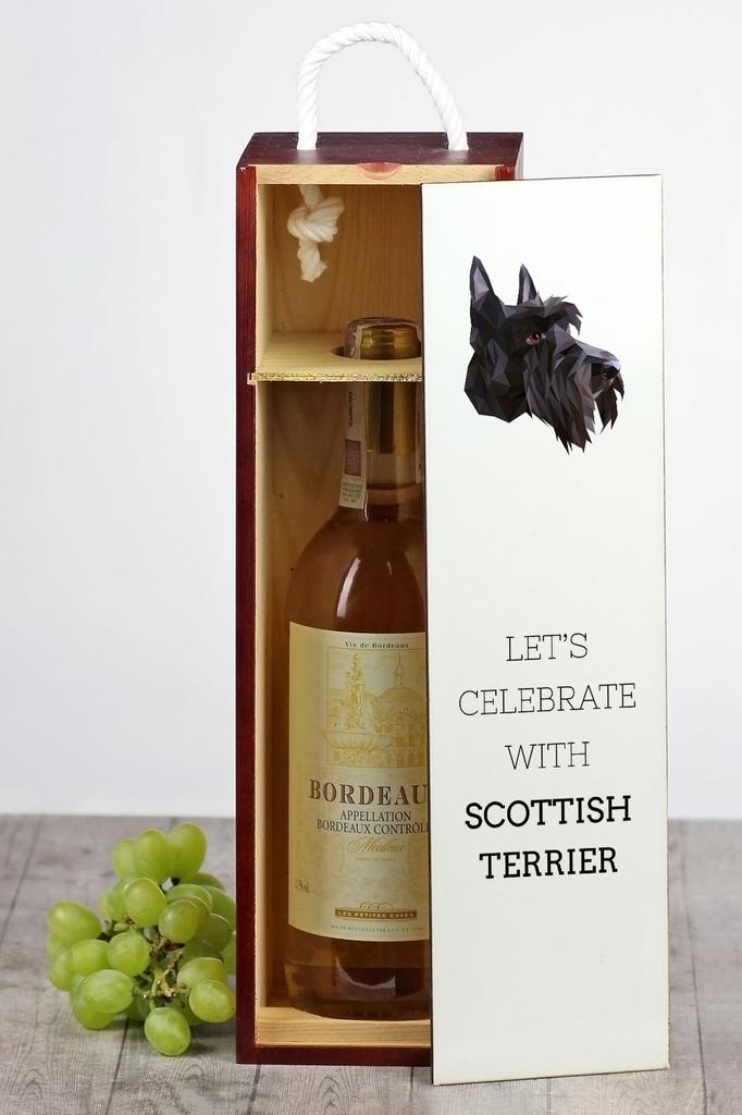 Terier Szkocki, Aberdeen Terrier - Geometryczne Pudełko Ze Zdjęciem I Napisem Na Wino Marki Art-Dog
