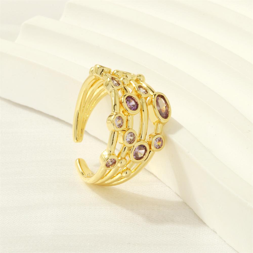 "Chic French Multi-Layer Zircon Ring: Unique Cold-Style Jewelry".