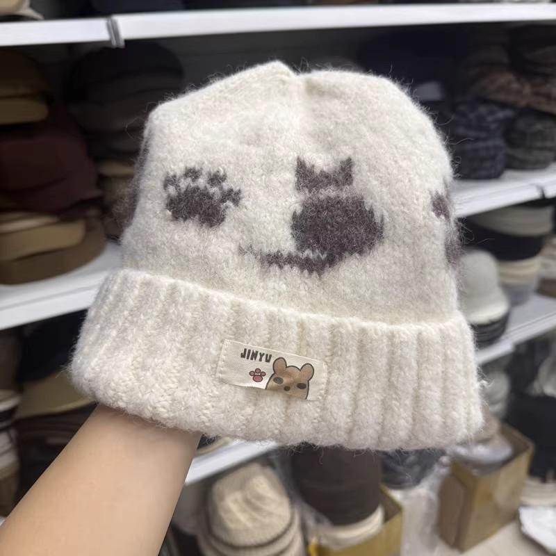 Cute Cartoon Kitten Age-reducing Wool Hat for Women, Warm In Autumn and Winter, Large Elastic and Thin Knitted Hat, Casual Cold Hat