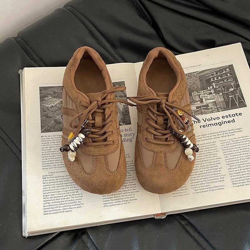 

Literary style lace-up beaded shallow mouth German training shoes women s autumn and winter retro trimmed leather toast shoes casual sports shoes 40 верблюд