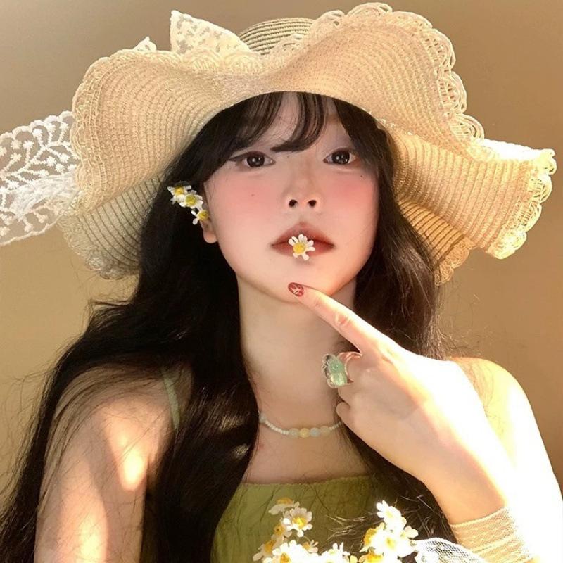 [Hot-selling in the store] Lace lace sun hat, brim hat, lace-up, hollow seaside vacation weaving sun hat