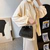 Women's Shoulder Bag New Chain Bucket Bag Underarm Bag Small Fragrance Bag Fashion and Casual Versatile Wrinkle Crossbody