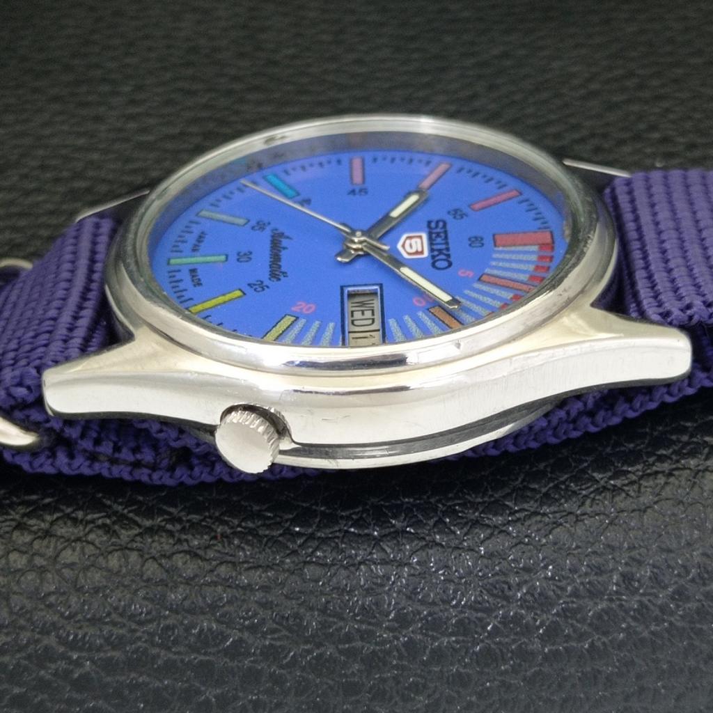 JAPAN VINTAGE SEIKO 5 AUTOMATIC MENS BLUE COLOR DIAL WATCH A701630-5 R206c-a701630