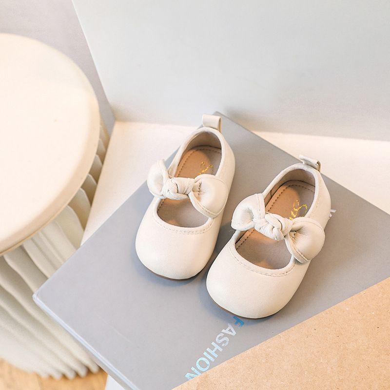 Baby Girls Walking Shoes Round Toes Non-slip Kids Flats Soft Sole 2025 New Girls Princess Shoes Solid Color Versatile Sweet Bows