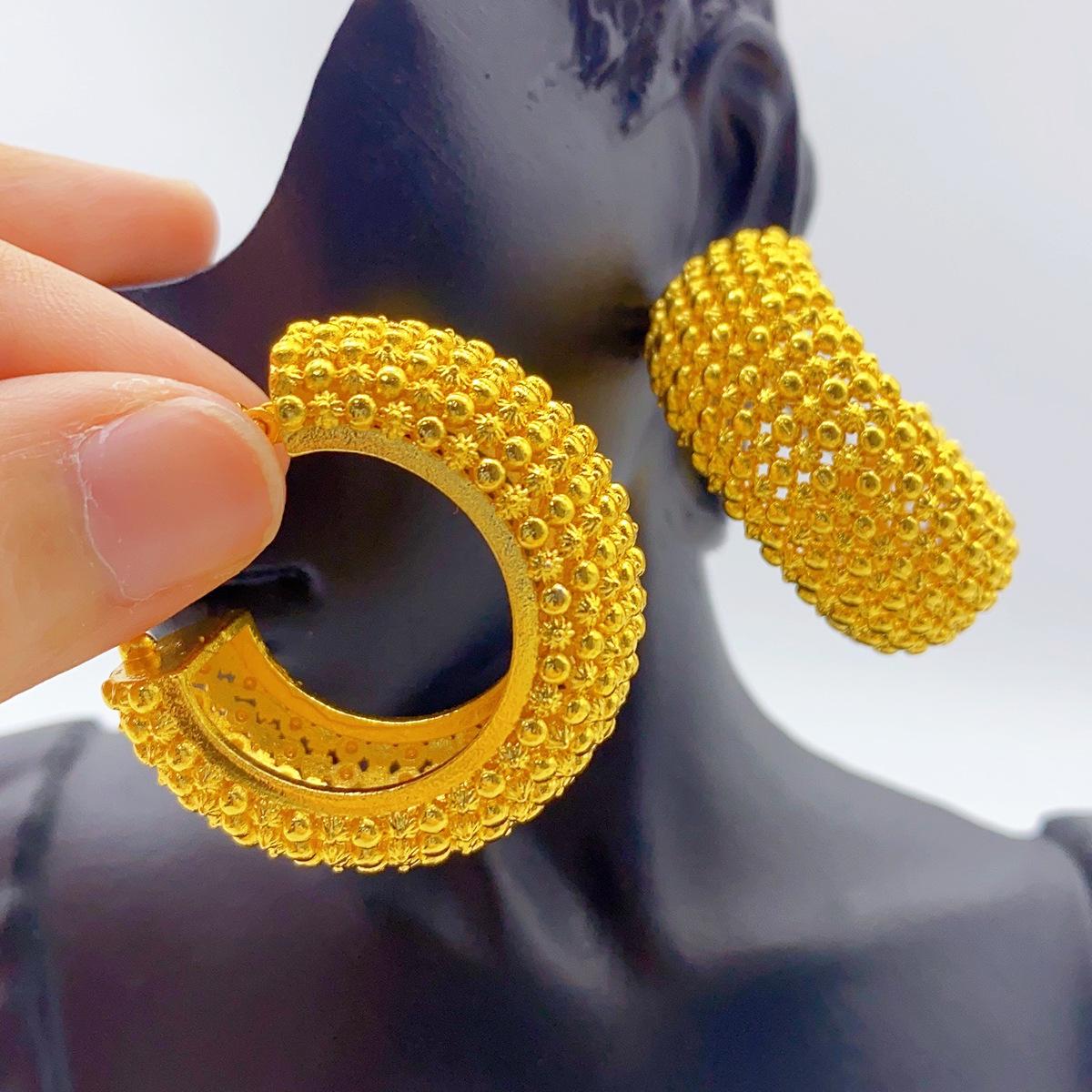 2026 Retro Hollow Non-Fading Gold-plated Earrings Femininity Premium Water Drop Versatile Earrings Earrings