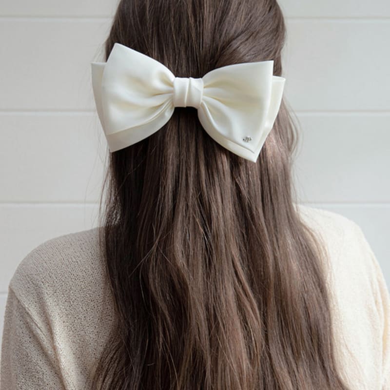 

Jean Paul Clarisse Basic 2-Tier Ribbon Pin JP-22-035AB BLACK