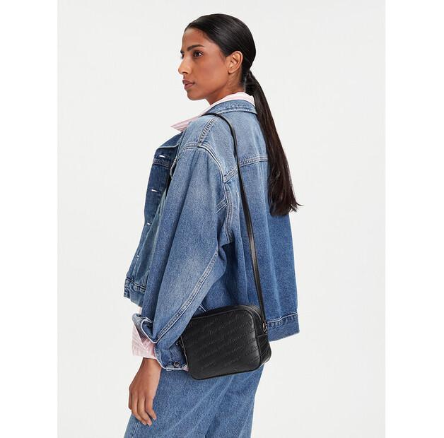 Сумка Tommy Jeans Tjw Must Aop Camera Bag One Size 13650₽