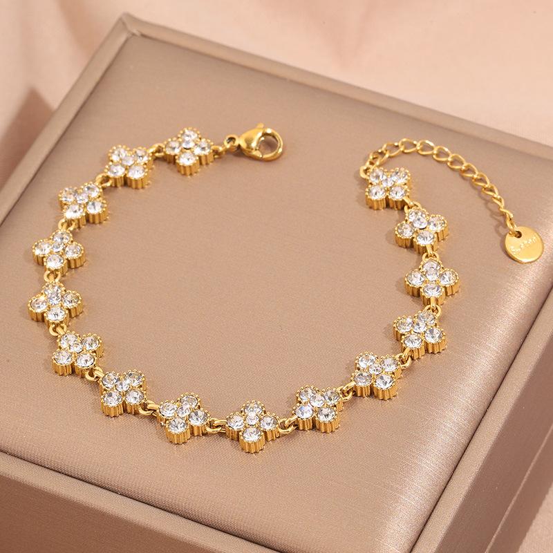 Popular bracelet, titanium steel does not fade, love zircon bracelet, high-end female light luxury niche bracelet, bracelet.