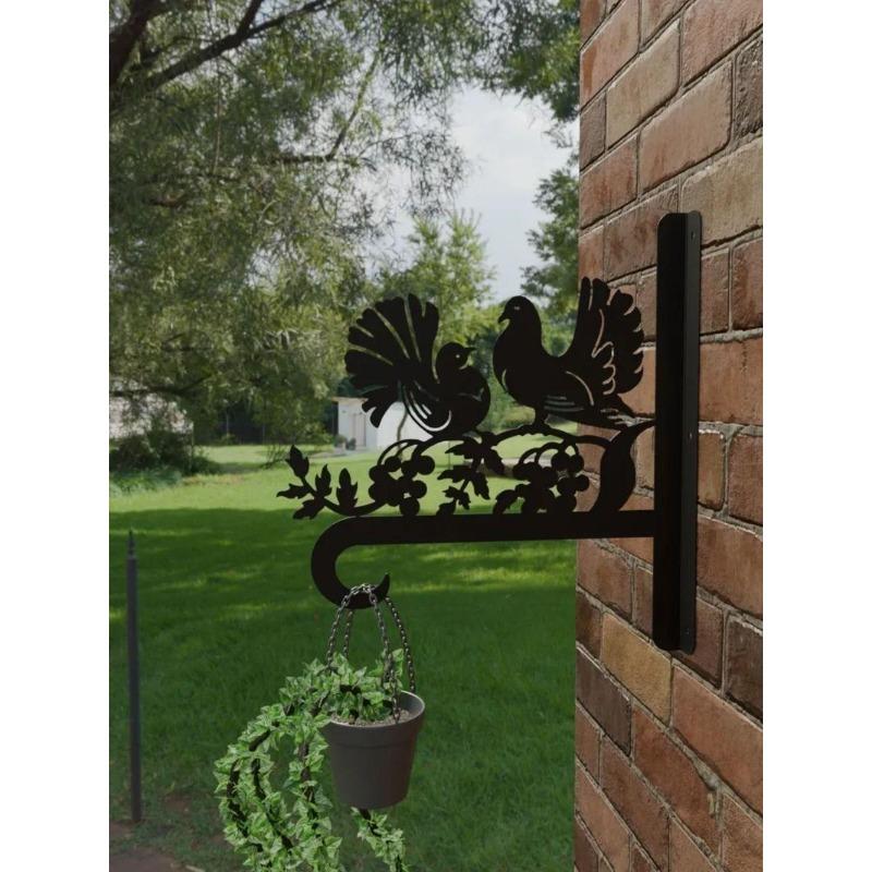 Wrought Iron Wall Bracket Pigeon Planter Flower Pot Holder