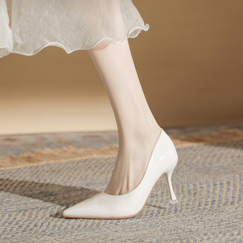 

Nude high heels women s stilettos 2025 spring and autumn new niche temperament white patent leather sexy versatile pointed single shoes 34