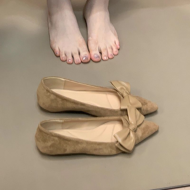 

Заостренный носок замша низкий каблук темперамент легкий вырез туфли-лодочки женские 2025 осень новая универсальная обувь для работы на одном педале 40 хаки