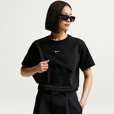 Nike Sportswear T Shirt Women s XS