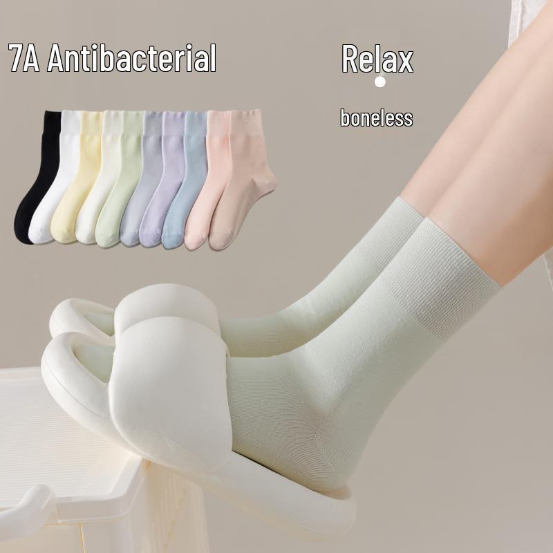 Women's Odor-Resistant Thin Cotton Socks - Mid-Calf, Sweat-Absorbent, Anti-Pilling, Solid Color, Seamless, Versatile for Spring/Summer.