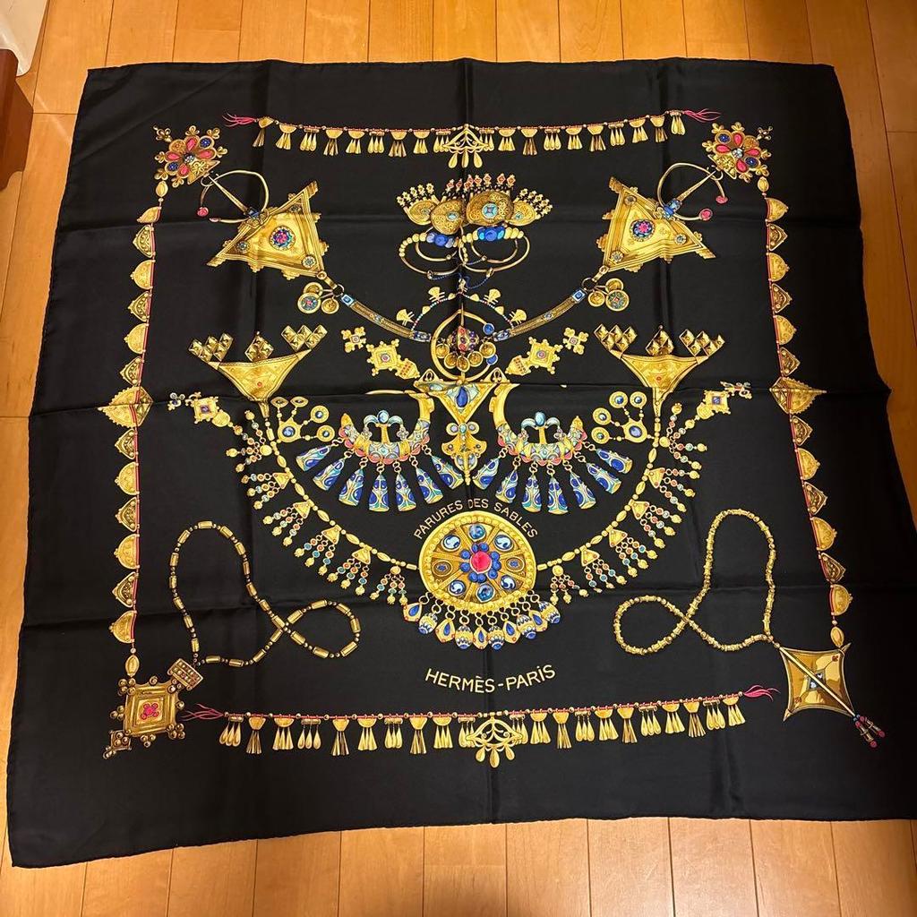 Used Hermes Carre 90 Scarf "Accessoires de l'Arabe" Black Gold Silk