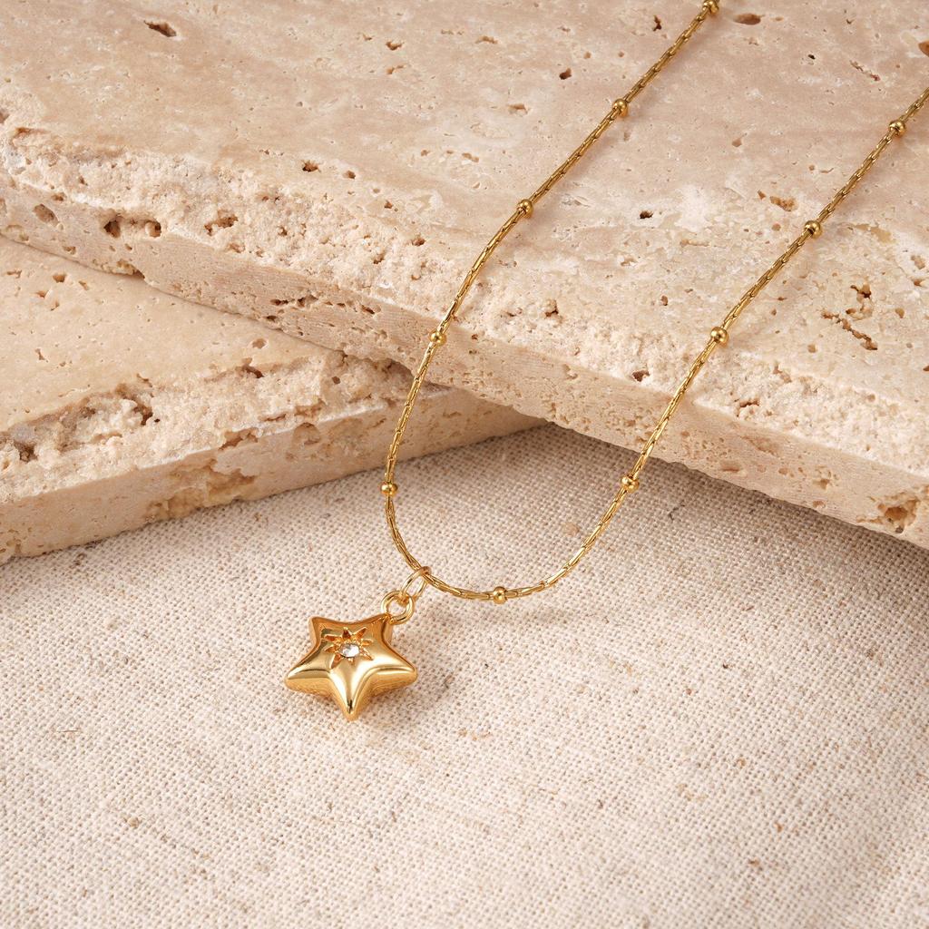 Star Twinkle Clavicle Necklace: Elegant Korean & Japanese Design for Fashion-Forward Women