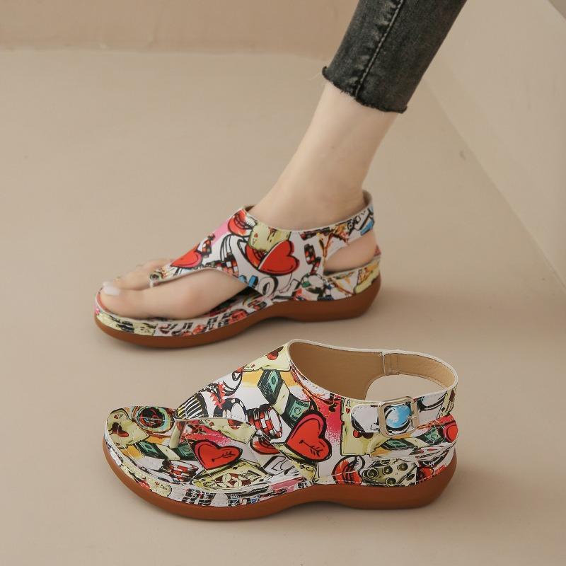 Herringbone sandals summer new thick-soled wedge heel toe women's shoes buckle casual sequins retro large size sandals