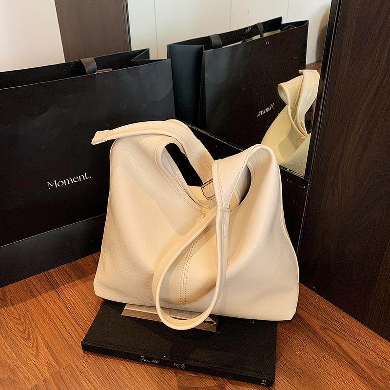 Large-capacity commuter tote bag, new high-end shoulder underarm bag, simple casual women's bag