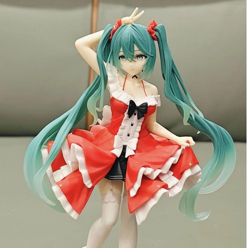 The Hatsune Miku Lolita Figure Fashion Anime Miku Collection Action Figurine Kawaii Cute Model Desktop Ornaments Toy