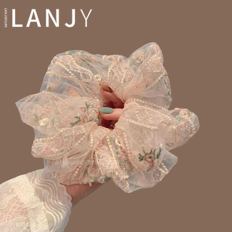Elegant Korean Dongdaemun Pink Lace Hair Tie: Stylish Intestine Design & Gentle Embroidery