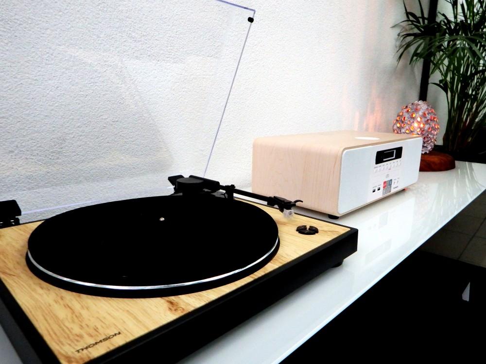 Zestaw stereo / Cyfrowa mini wieża z gramofonem THOMSON TT300 & MIC201, Thomson