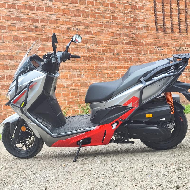 Qianjiang Hong 250 Front & Rear Bumper Guards, Commemorative Edition, QJ250T-9 Exhaust Anti-Fall Protection Bars