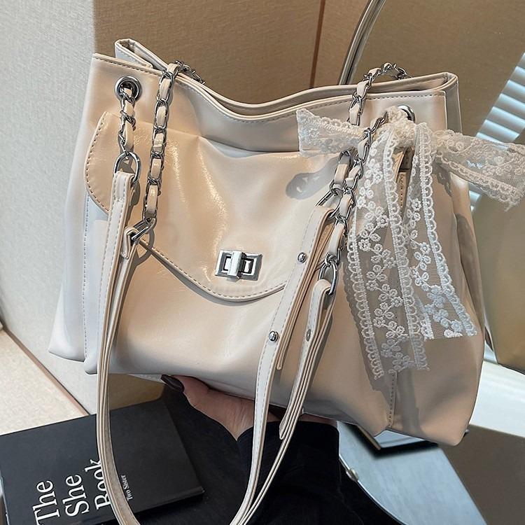 Torba crossbody w stylu koreańskim dla kobiet, wszechstronna torba pod ramię, nowa prosta torba na ramię do dojazdów do pracy na 2025 rok, torba tote o dużej pojemności