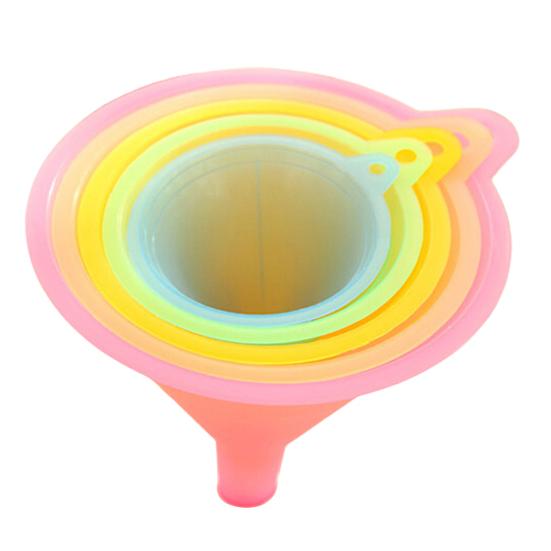 Yousheng 5 stk/sett kjøkkentrakter Kompakte stablebare fargerik påfyllingsflaske trakter for daglig bruk