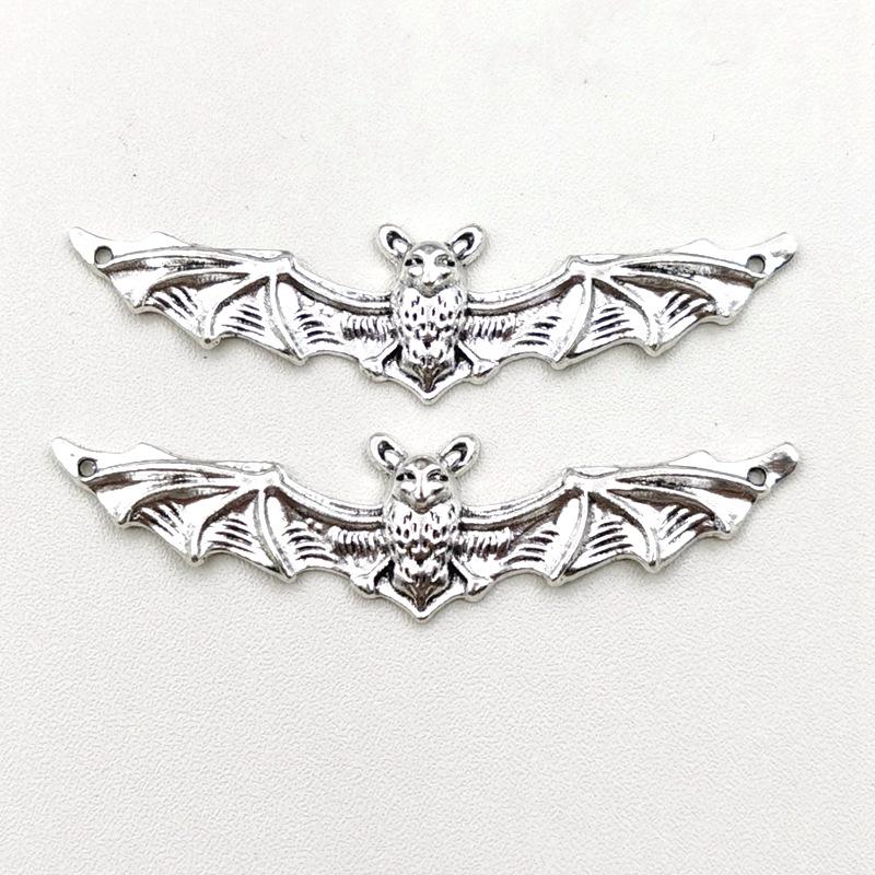 Retro Silver Bat Pendant for Halloween Jewelry DIY
