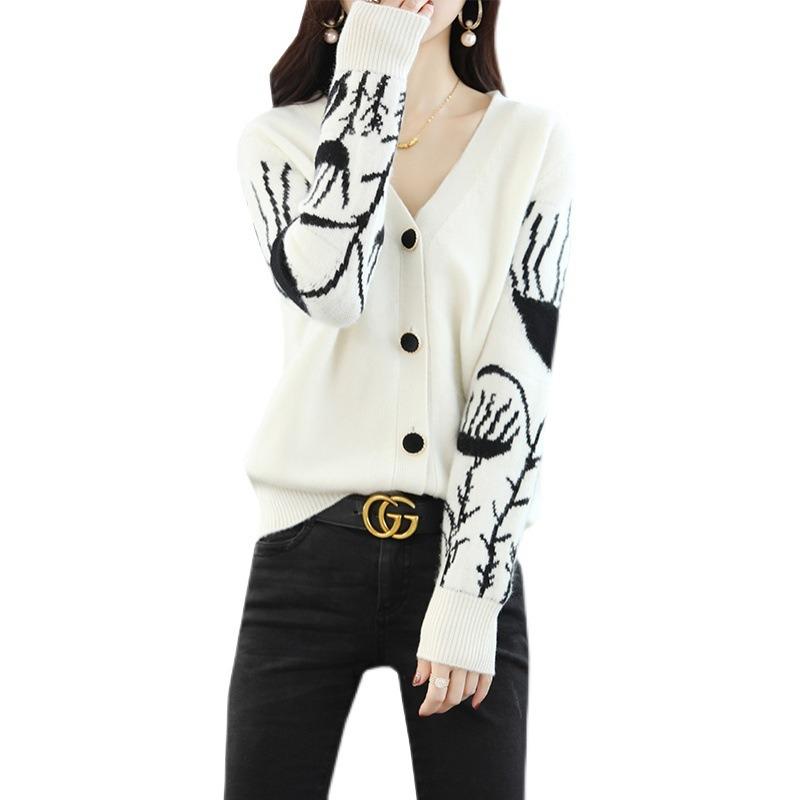 Autumn and Winter New Cardigan Women's Black and White Color Matching Knitted Sweater Short Top Jacket