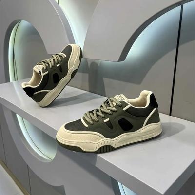 Halb leichte Herrenschuhe Business Oxford Hochzeitskleidschuhe Luxus Turnschuhe Sportschuhe Krasovka Bity Freizeit College