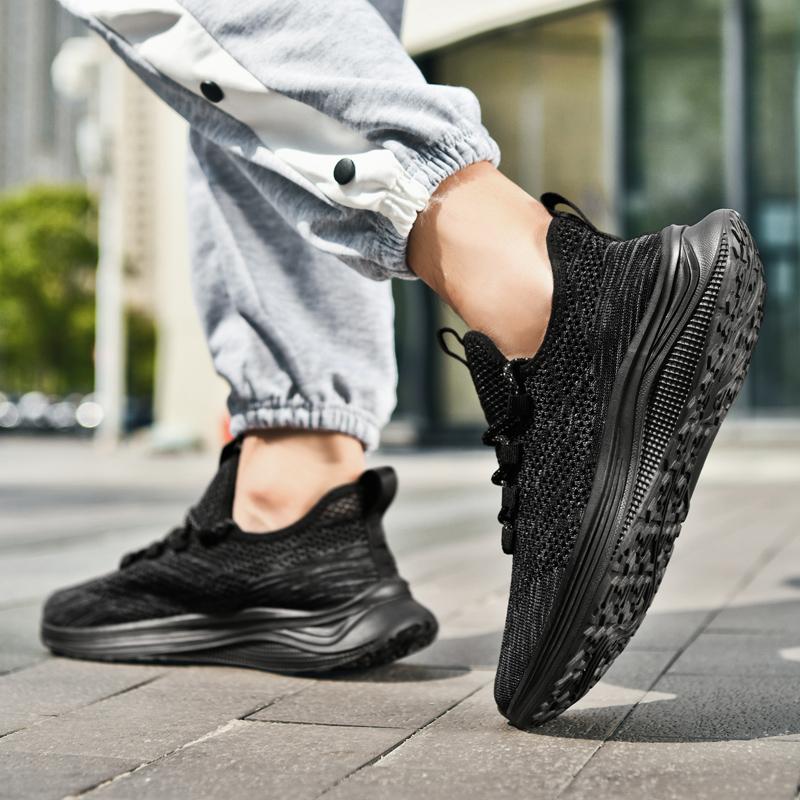 Summer Ultra Breathable Men's Running Shoes Soft Comfy Outdoor Jogging Lightweight Leisure Sneakers Men Travel Walking Shoes