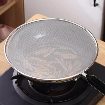 Ölspritzschutz Edelstahl Feines Netz Spritzschutz mit leicht zu greifenden Griffen Rostbeständiger Küchen-Ölspritzschutz