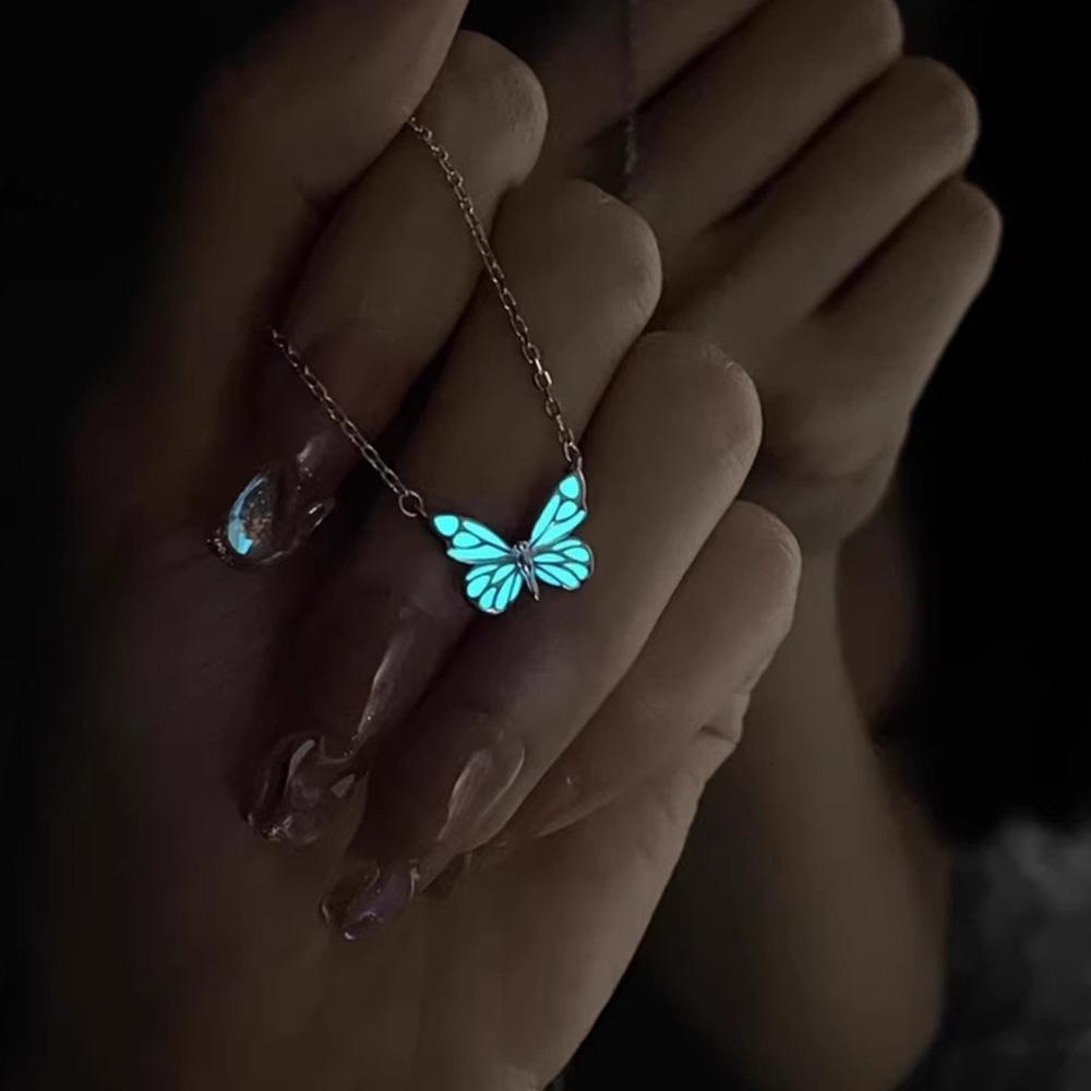 Szwatch Women's Blue/Light Luminous Butterfly Pendant Necklace, Luxury Exquisite Style Niche Design Collarbone Chain Necklace