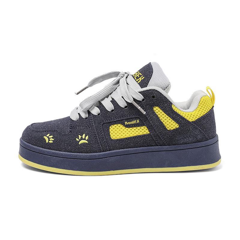 New thick baseplate shoes men and women 2026 new niche skateboard shoes student casual bread shoes couple sports shoes