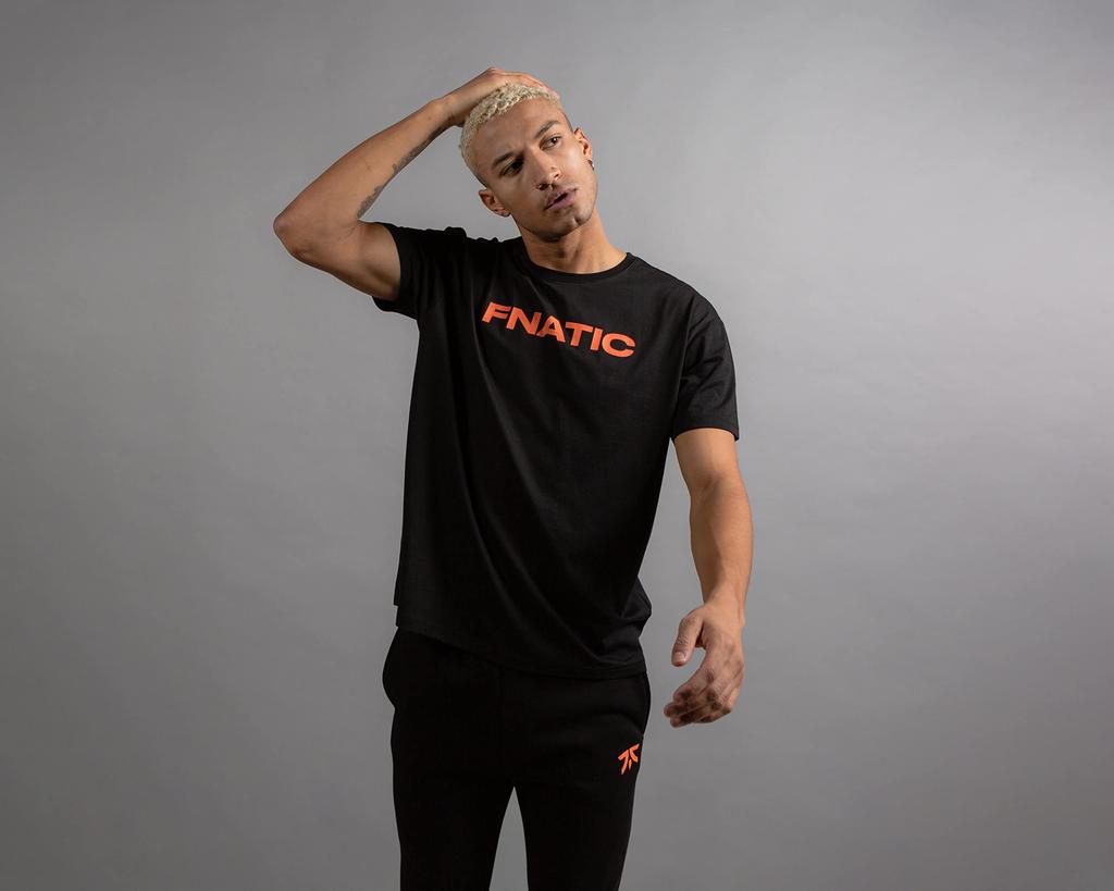 FnaticGear Team Title T-Shirt, Black, Small, FNC089, Crest Wordmark Short Sleeve T-Shirt, Black, Small, XX3016