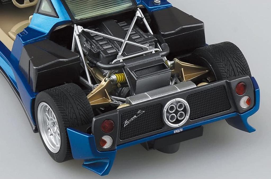 Aoshima Bunka Kyozaisha Řada Supercar Pagani Zonda C12S Plastikový model 1/24 č.7 '00