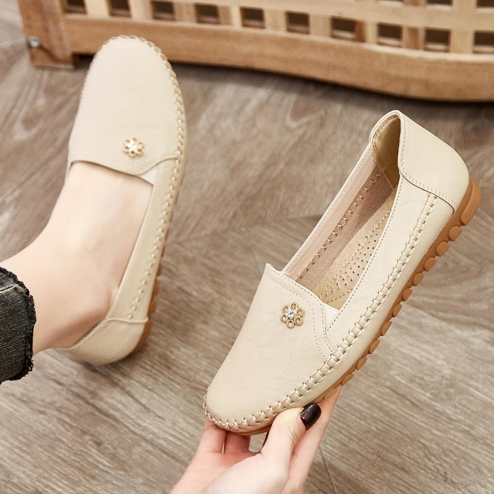 Ladies' Casual Shoes, Anti Slip Soft Soled Shallow Mouth Loafers, Spring and Summer Styles, Lightweight and Comfortable Flat Shoes for One Foot