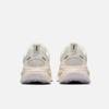 Nike Women's Breathable Road Running Shoes for Spring - NIKE VOMERO 18 IO9915