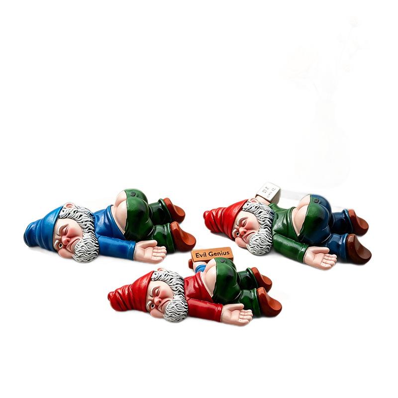 Christmas Ornaments with Creative Drunken Dwarf Decorations for Home Tabletop Pet Ornaments Made of Resin Craftwork