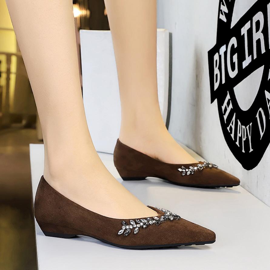 French Pointed Rhinestone Chain Decoration Single Shoe Suede Shallow Mouth Slope Heel Low Heel Women's Shoes
