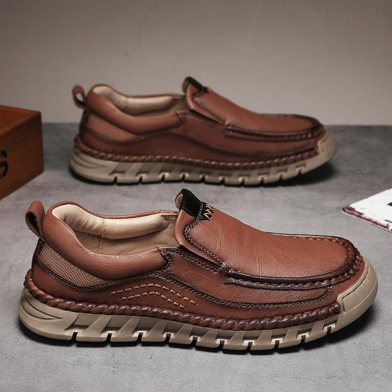 Fashion Spring and summer new breathable cowhide men's shoes, anti slip and wear-resistant loafers, comfortable and casual sports shoes