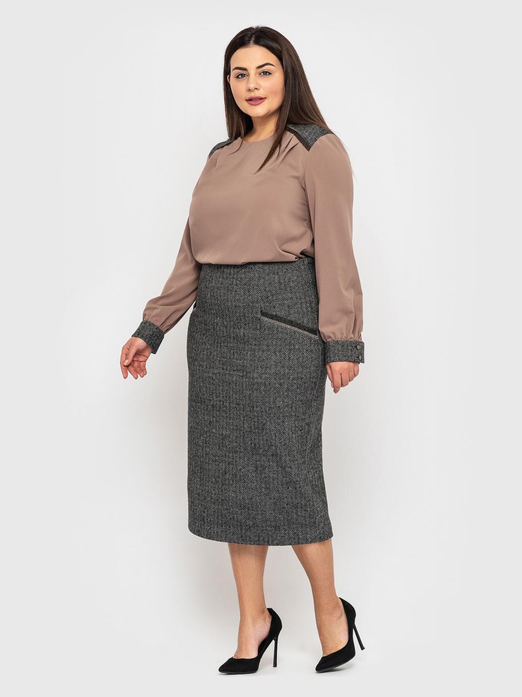 

Костюм зі спідницею Кельвен Luzana 4XL