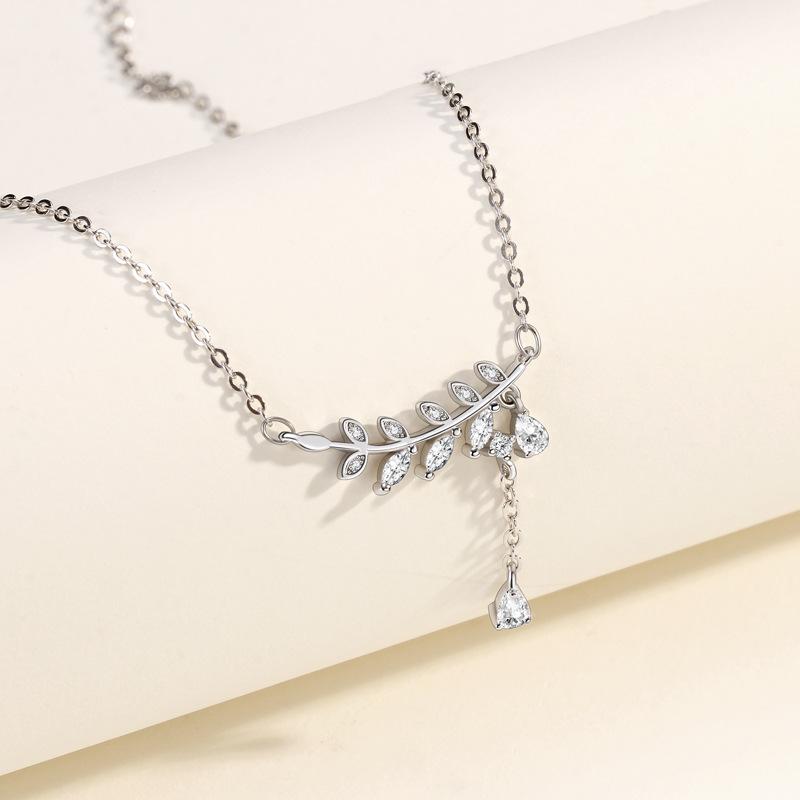 Diamond-Encrusted Olive Branch Necklace Female Korean Version  Willow Leaf Fringed Collarbone Chain Niche Fashion Jewelry Quality