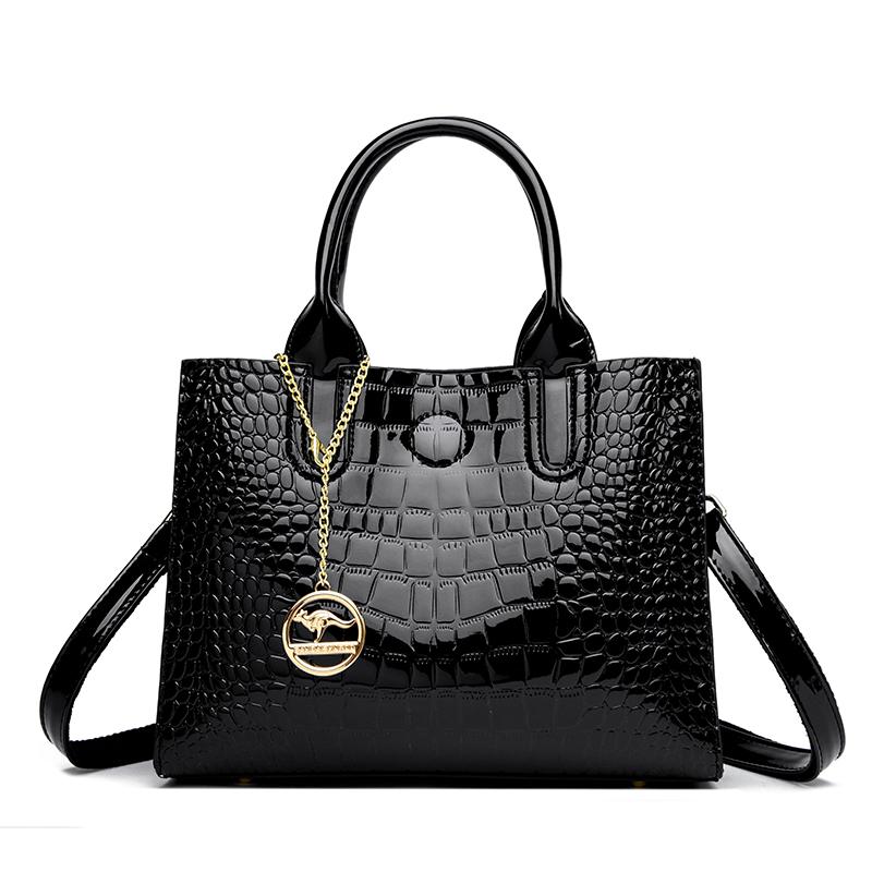 Luxury Crocodile pattern Large Capacity Commuting Women Crossbody Shoulder Bags Retro Patent Leather Handbags Shopping Tote Sac
