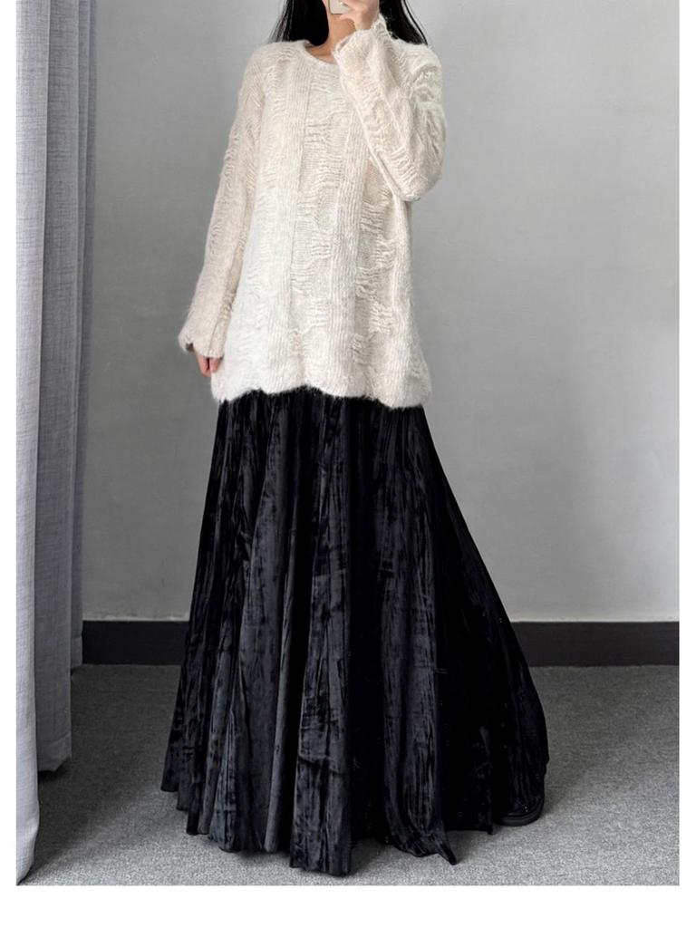 Women's High Waist Velvet Umbrella Skirt: Long, Thickened, Slimming, and Hip-Covering for Autumn and Winter